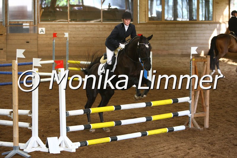 007L8770_Eignung Springen A.JPG